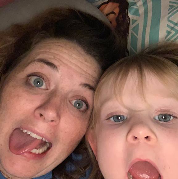 Meet your Posher, Jessica - Picture 1 of 1